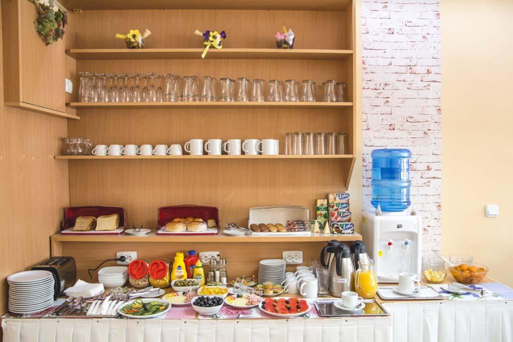 Garni Hotel Alma Pirot Extérieur photo