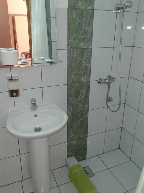 Garni Hotel Alma Pirot Chambre photo