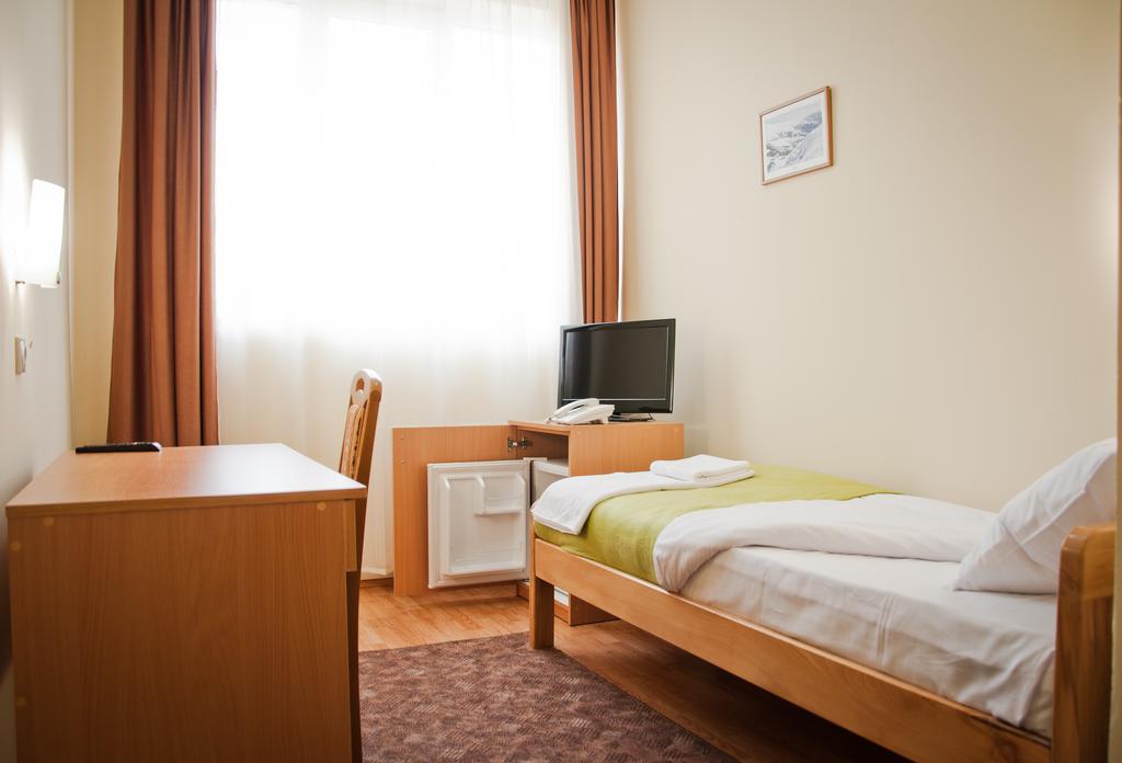 Garni Hotel Alma Pirot Chambre photo